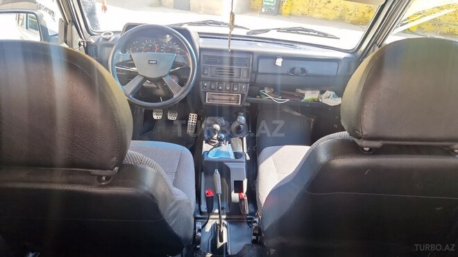 LADA (VAZ) Niva-8