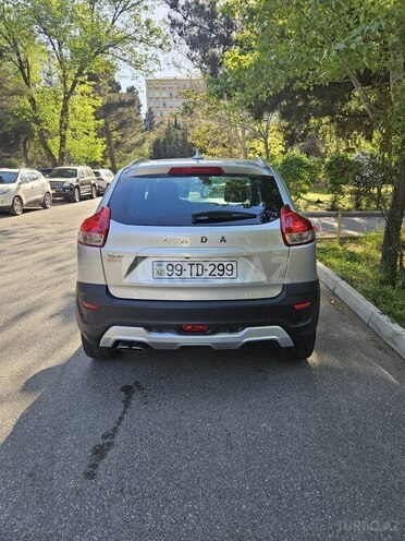 LADA (VAZ) XRAY-2