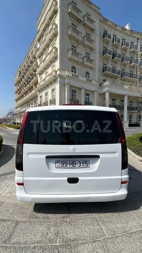 Mercedes Vito 111 CDI-11