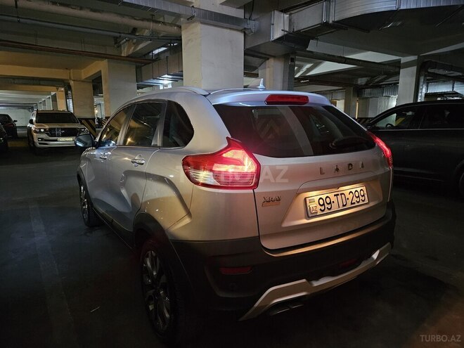 LADA (VAZ) XRAY-17