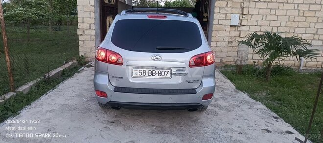 Hyundai Santa Fe-3