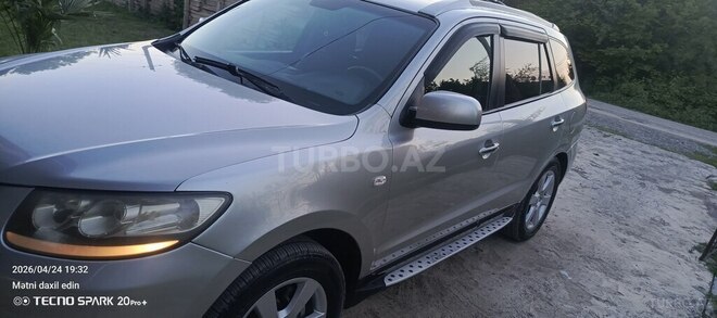 Hyundai Santa Fe-2