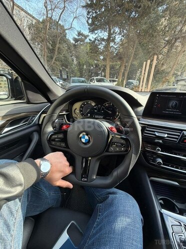 BMW 530-11