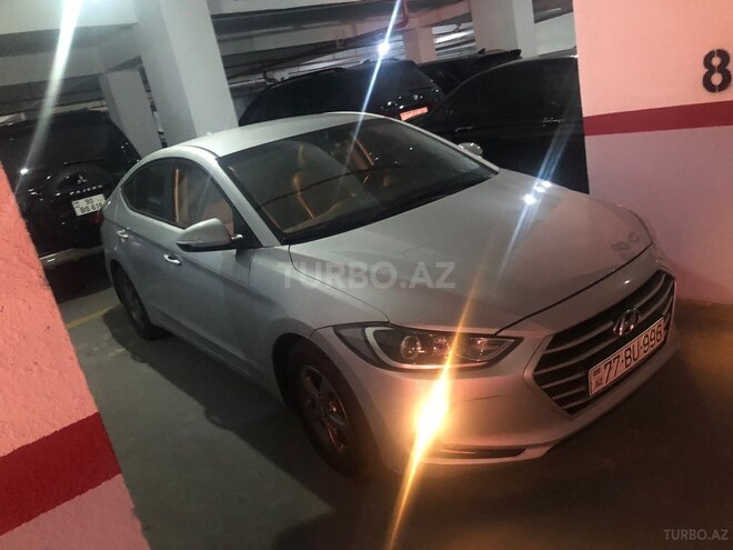 Hyundai Avante-8