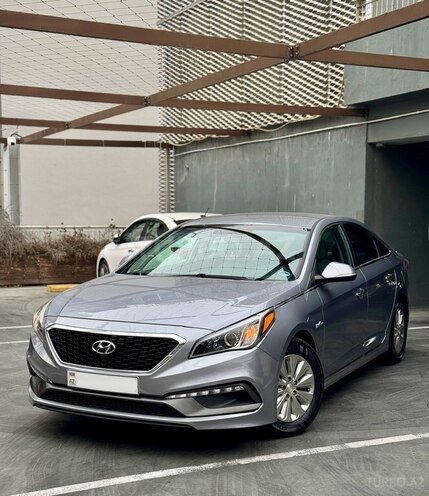 Hyundai Sonata-1