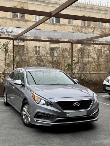 Hyundai Sonata-4