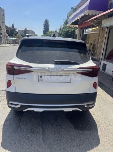 Kia Seltos-2