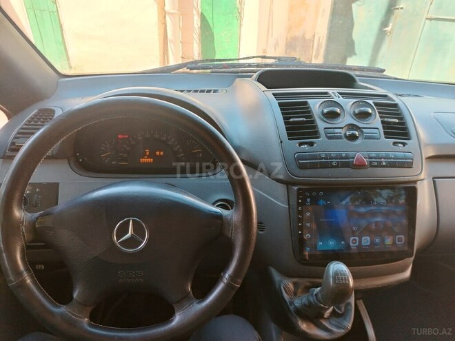 Mercedes Vito 111 CDI-4