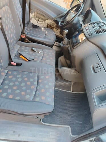 Mercedes Vito 111 CDI-10