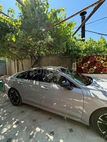 Kia K5-3