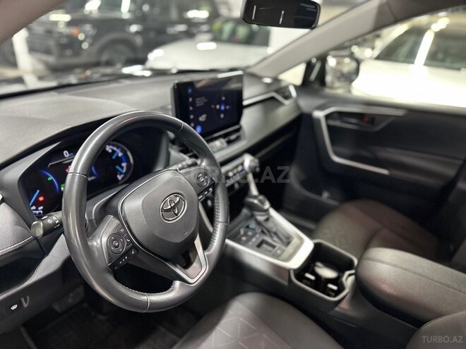 Toyota RAV4-10