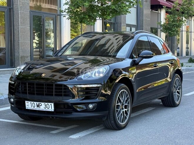 Porsche Macan-1