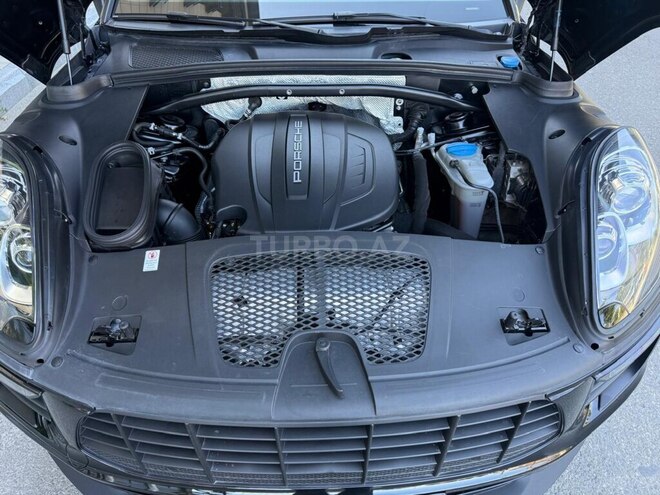 Porsche Macan-11