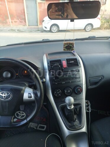 Toyota Auris-5