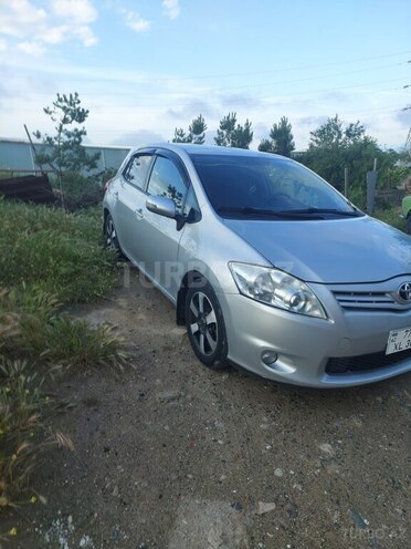 Toyota Auris-8