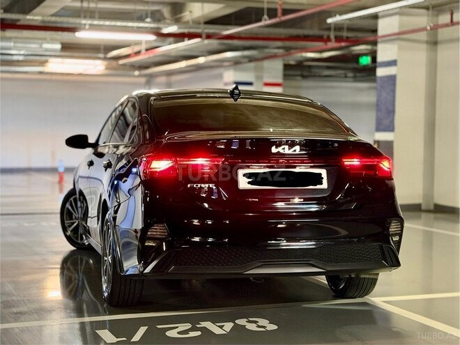 Kia Forte-11