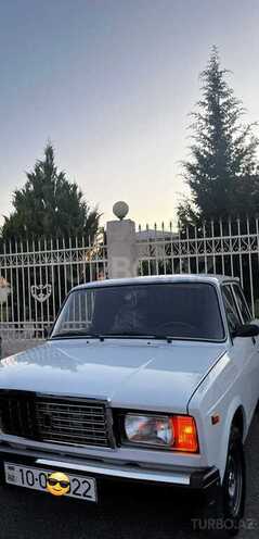 LADA (VAZ) 2107-1