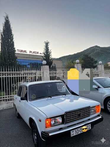 LADA (VAZ) 2107-10