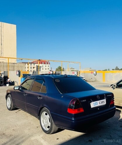 Mercedes C 180-5