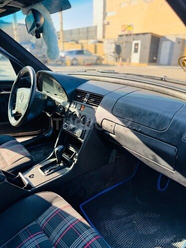 Mercedes C 180-8