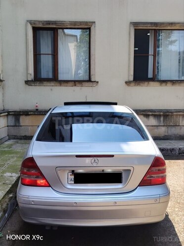 Mercedes C 200-2