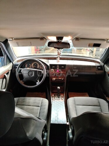 Mercedes C 180-3