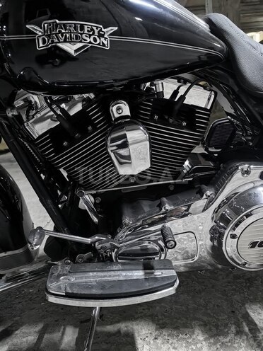 Harley-Davidson FLHR Road King-7