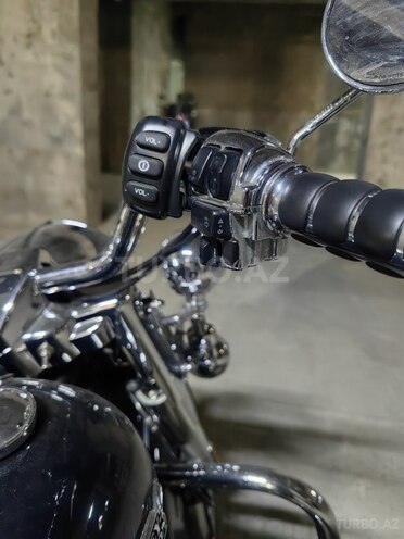 Harley-Davidson FLHR Road King-8