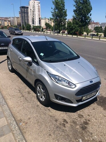 Ford Fiesta-3