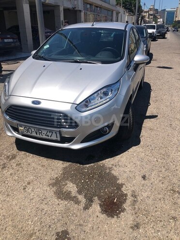 Ford Fiesta-10