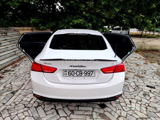 Chevrolet Malibu-4