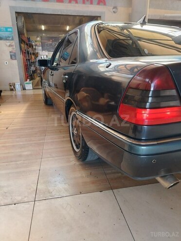 Mercedes C 180-12