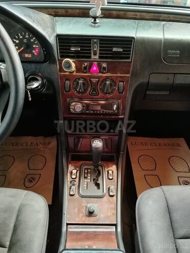 Mercedes C 180-16
