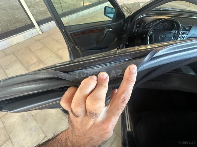 Mercedes C 200-19
