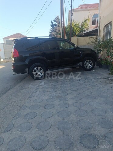 Toyota Land Cruiser Prado-6