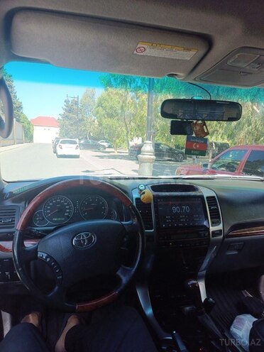 Toyota Land Cruiser Prado-9
