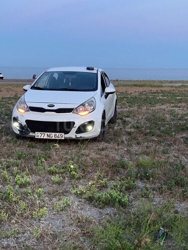 Kia Pride-1