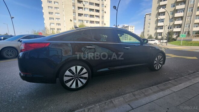 Kia Optima-4
