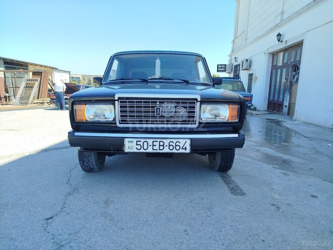 LADA (VAZ) 2107-1