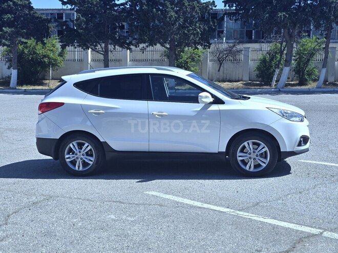 Hyundai ix35-7