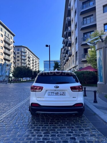 Kia Sorento-2