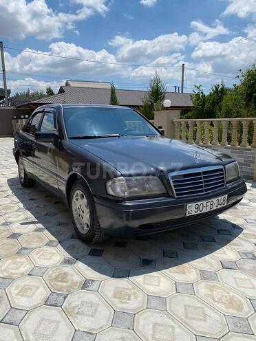 Mercedes C 180-4
