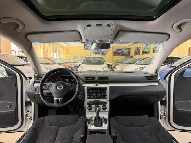 Volkswagen Passat-12