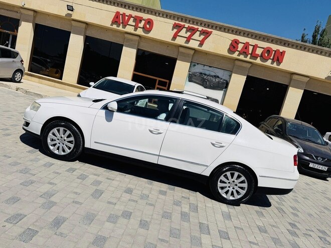 Volkswagen Passat-5