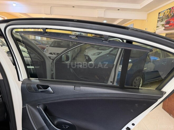 Volkswagen Passat-17