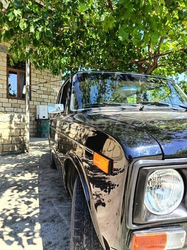 LADA (VAZ) 2106-5