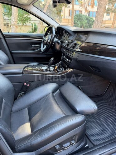 BMW 528-8