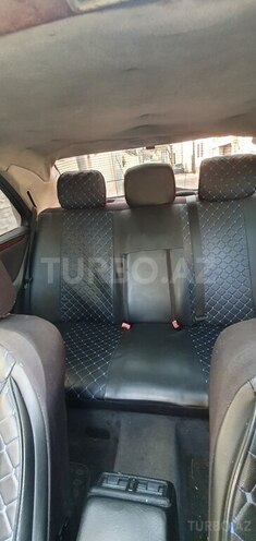 Mercedes E 290-5