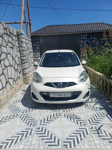 Nissan March-1