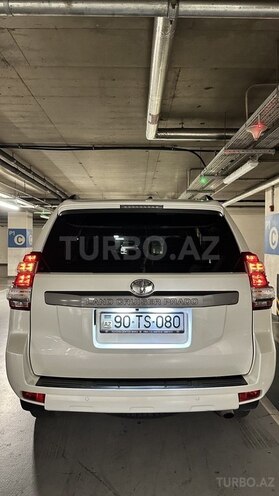 Toyota Land Cruiser Prado-2